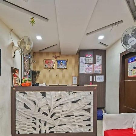 Hotel Kalash Ujjain Buitenkant foto