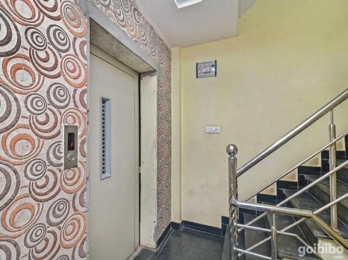 Hotel Kalash Ujjain Buitenkant foto